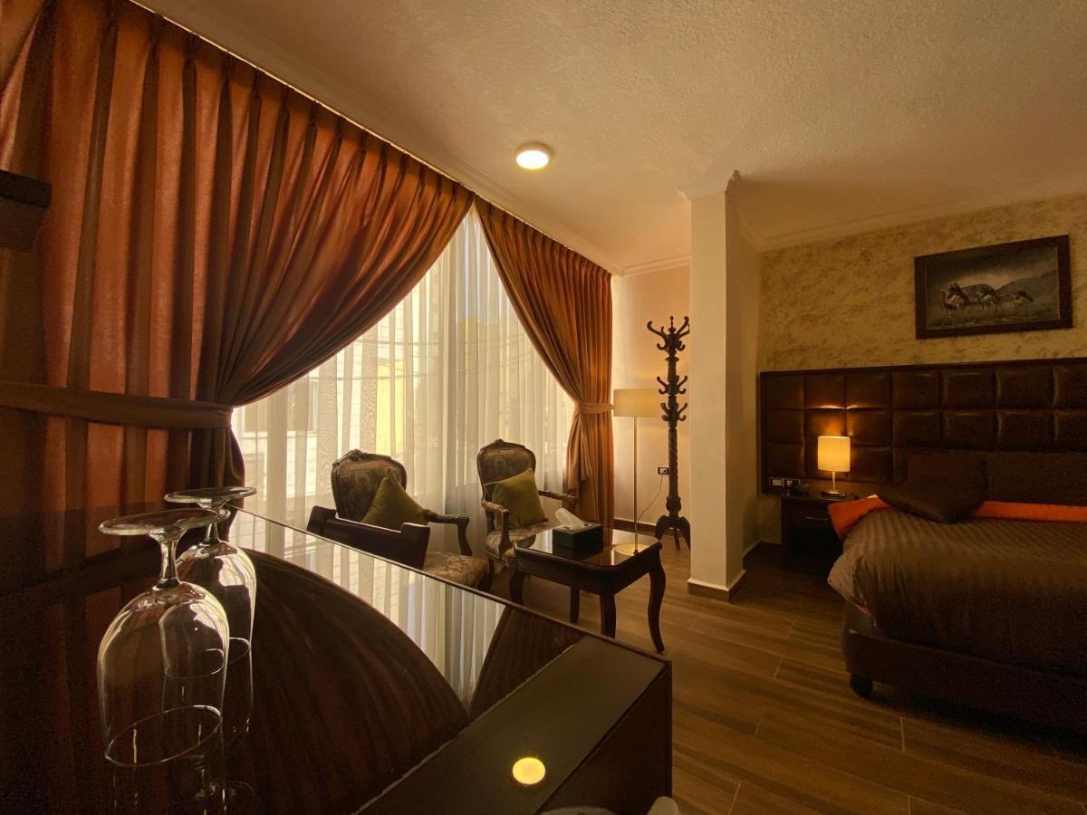 Anbat Midtown Hotel Wadi Musa Esterno foto