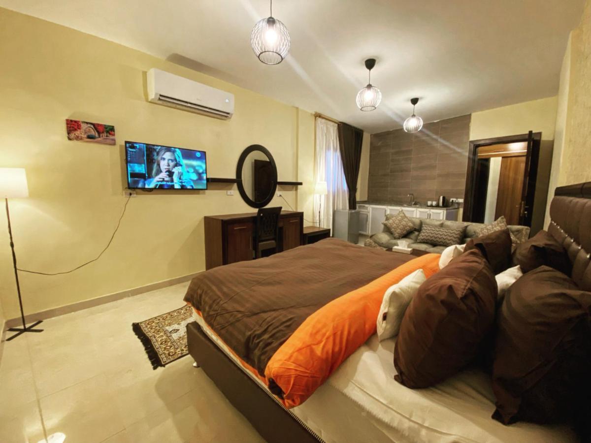 Anbat Midtown Hotel Wadi Musa Esterno foto