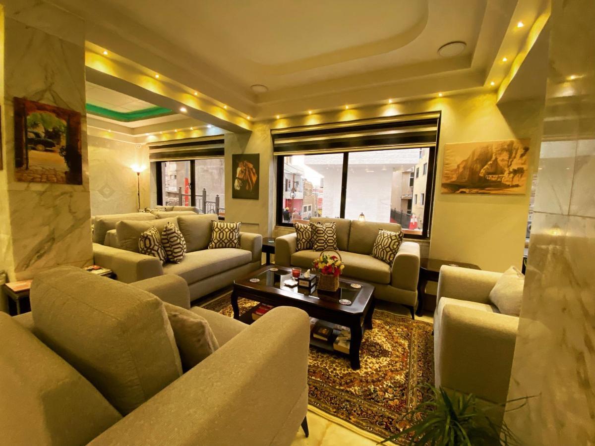 Anbat Midtown Hotel Wadi Musa Esterno foto