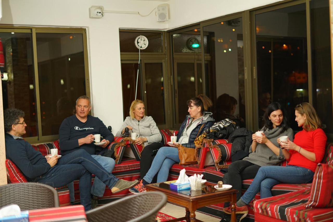 Anbat Midtown Hotel Wadi Musa Esterno foto